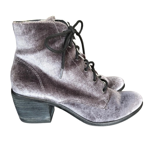 Dolce Vita Scotty Gray Velvet Sheen Bootie 6.5 - Picture 12 of 14